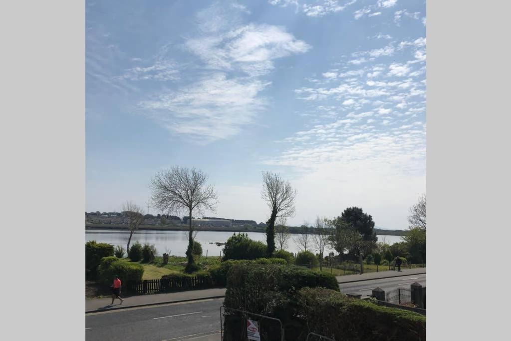Lake View Galway City Luaran gambar